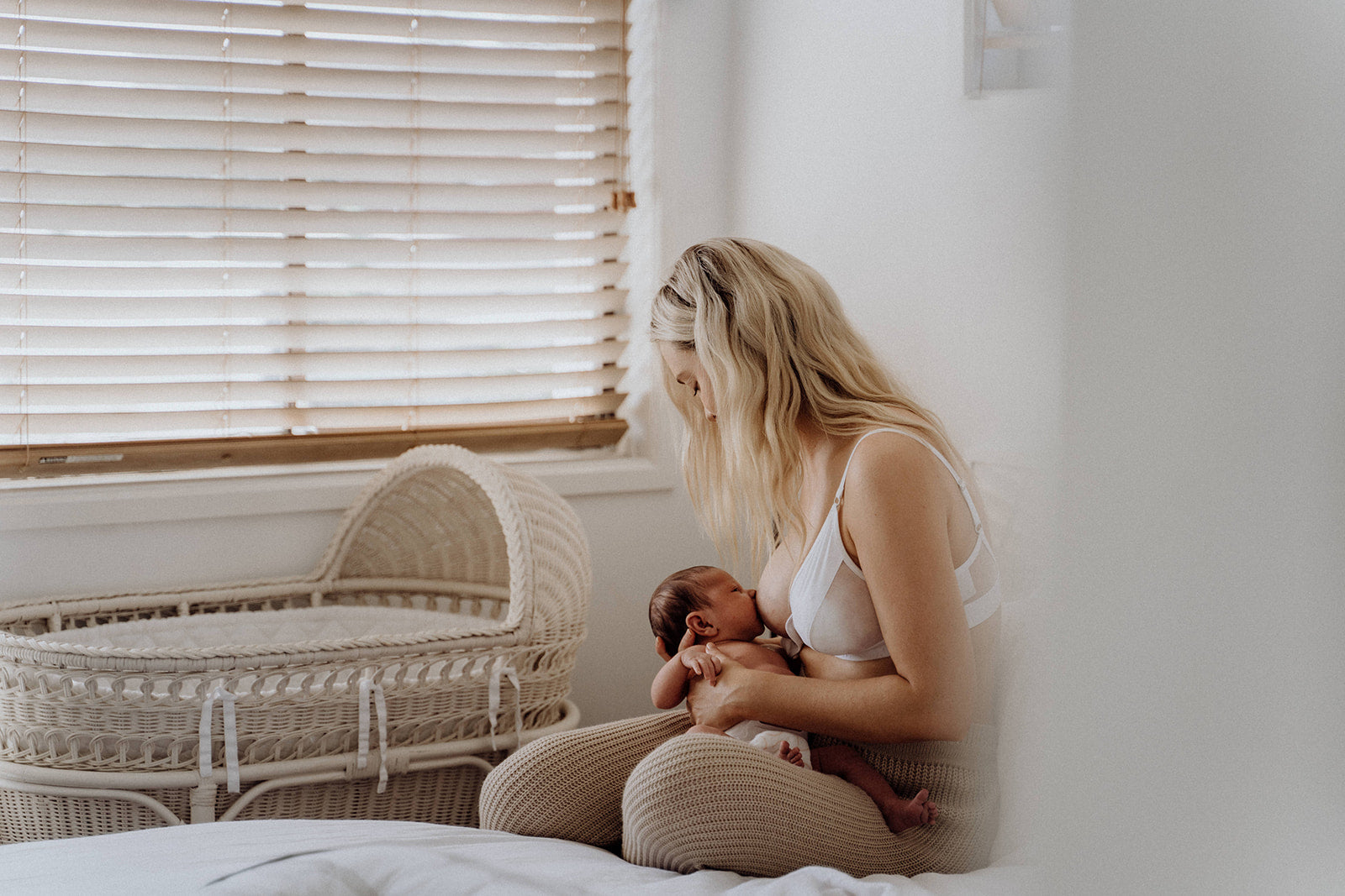 Blog – How to manage nipple soreness and breastfeeding pain